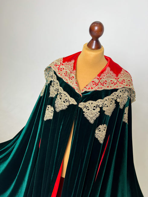 Cape burgundy lining