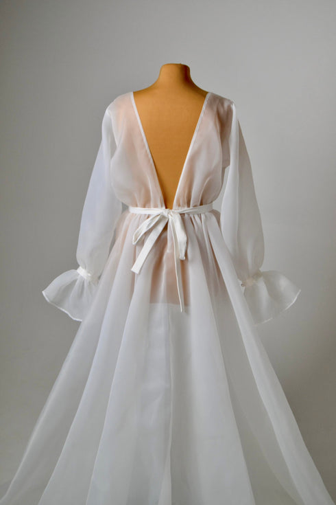 Organza wedding cape with sleeves