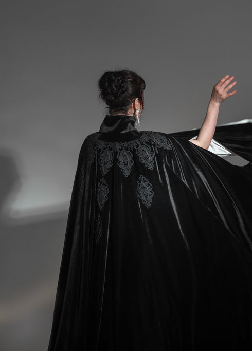 Black cape with collar
