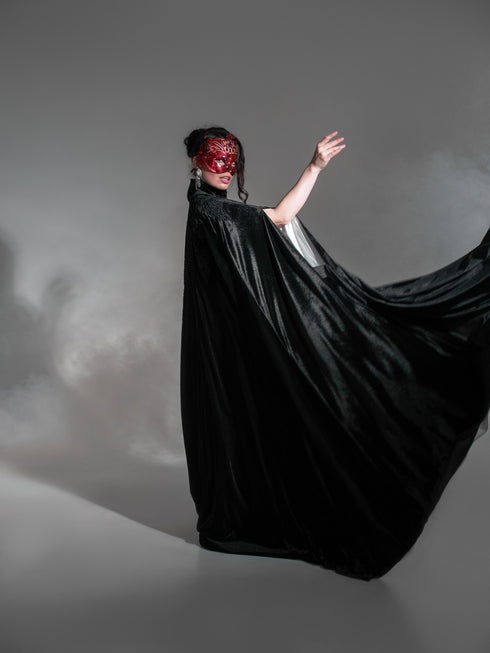 Black cape with collar