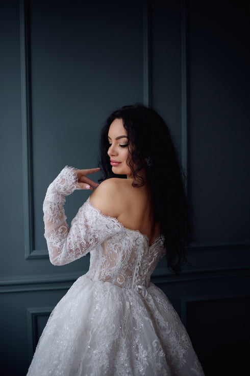 Lace Mini Wedding Dress: Short Elopement Bridal Gown