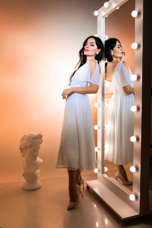 Bridal gown and short sleeves