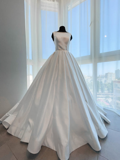Satin wedding dress Unique wedding dress