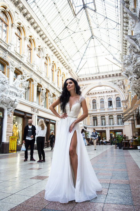 Simple wedding dress Satin bridal gown