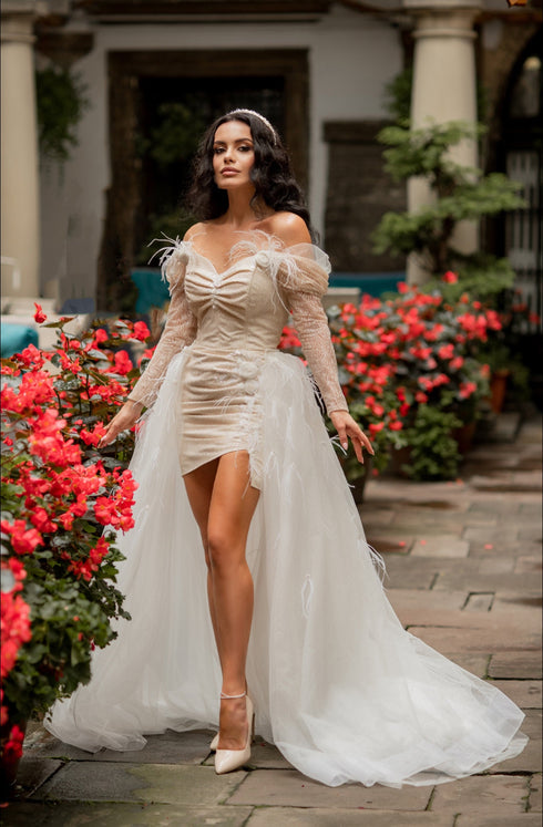 Dress with detachable train