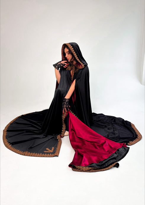 Сape with red lining