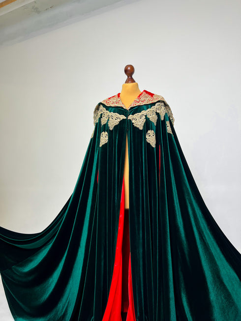 Cape burgundy lining