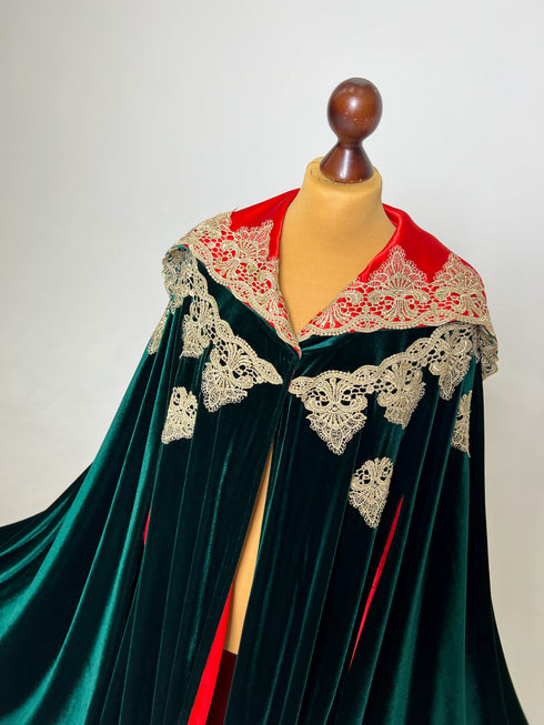 Cape burgundy lining