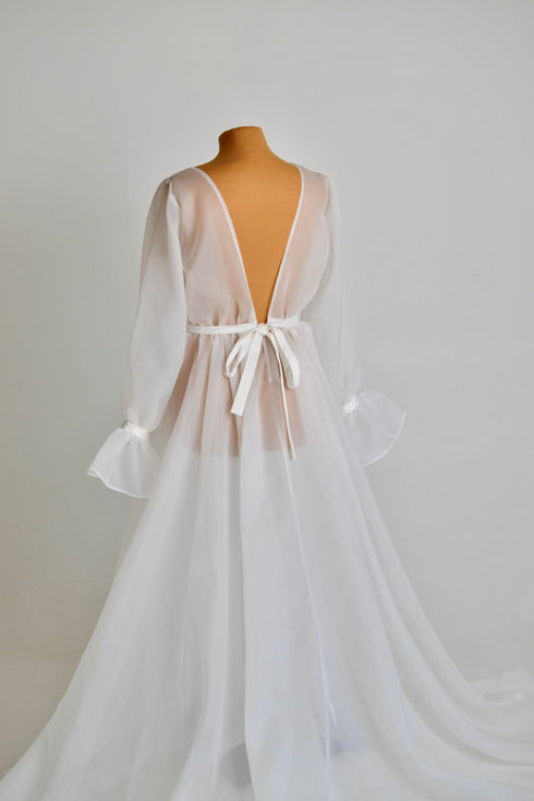 Organza wedding cape with sleeves
