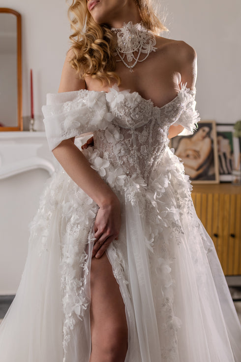 A Line Wedding Dress, Off-the-shoulder Bridal gown