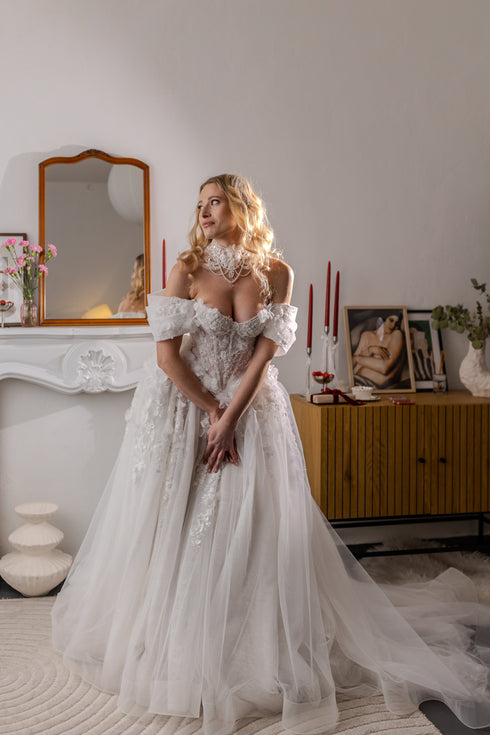 A Line Wedding Dress, Off-the-shoulder Bridal gown