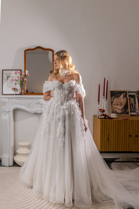 A Line Wedding Dress, Off-the-shoulder Bridal gown