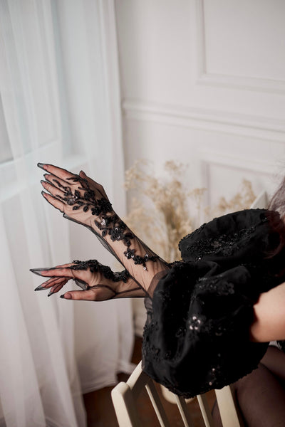 Black lace gloves