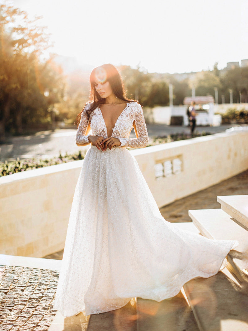 Sparkly wedding dress Sexy pearl dress