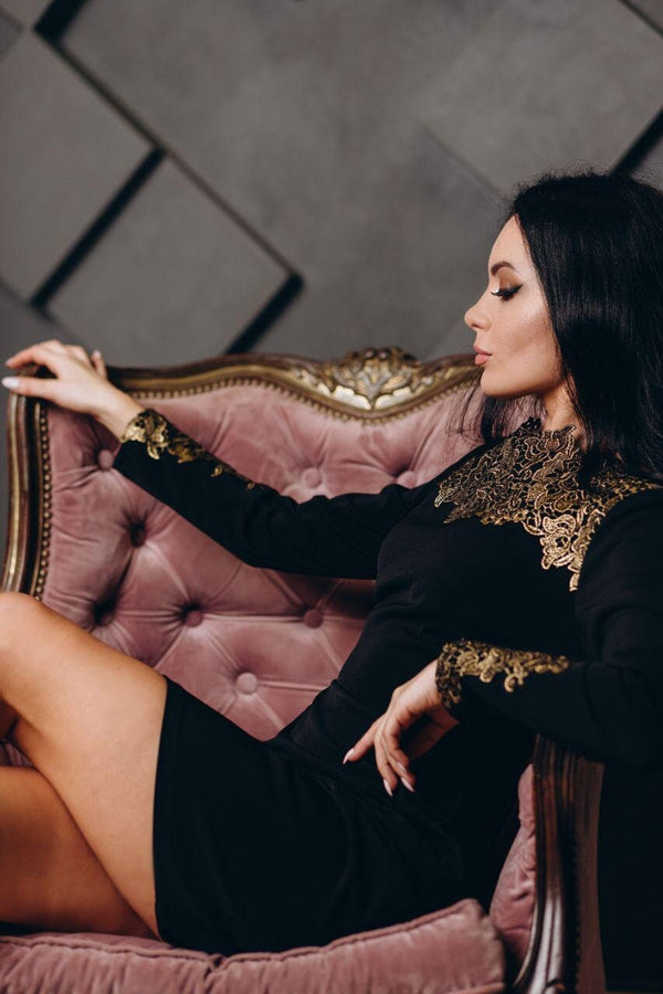 Short black dress Cocktail black gown